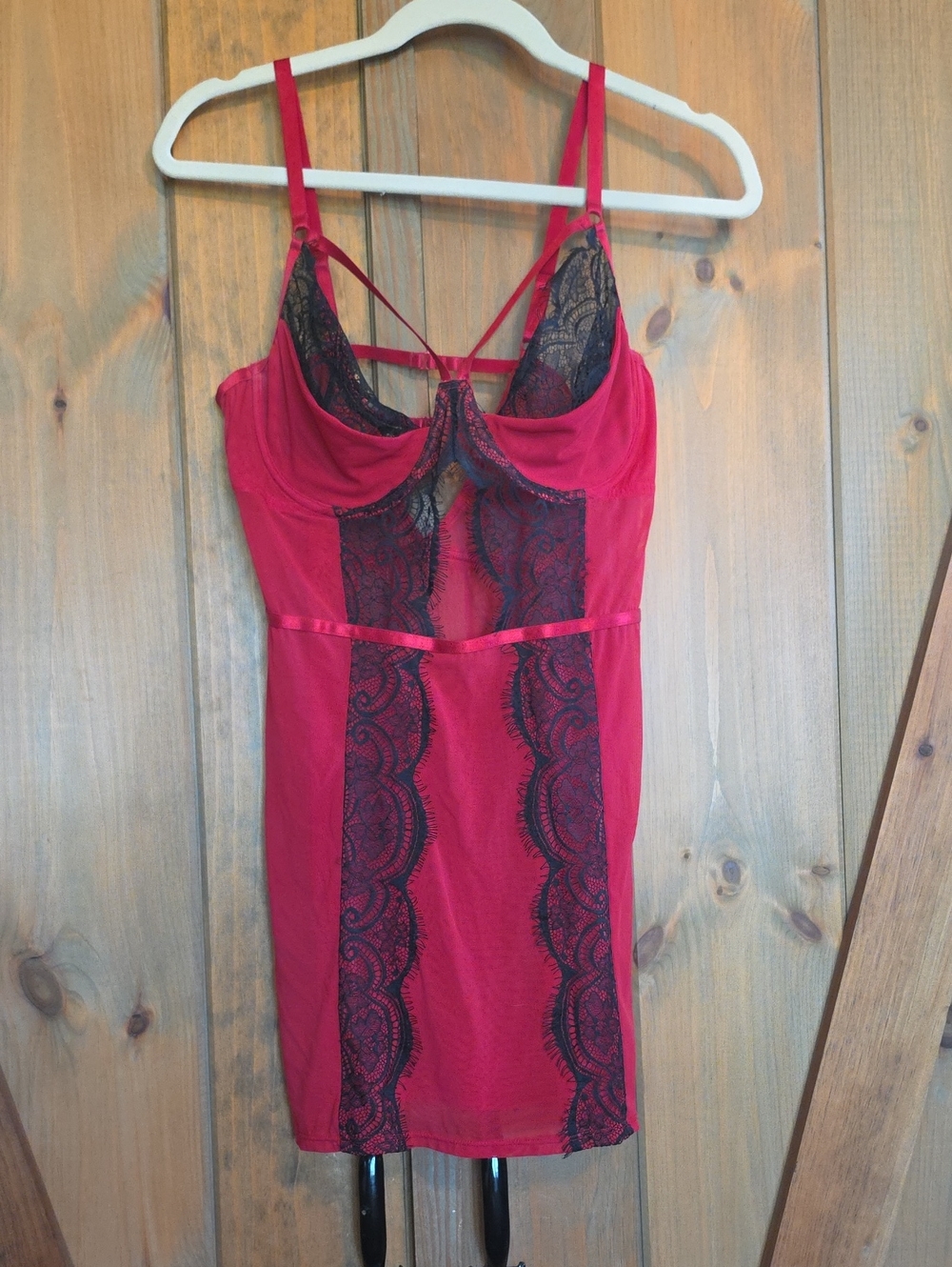 Women’s Red Lace-Trim Chemise Nightdress